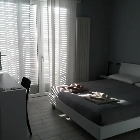 Konukevi Le3stanze Borgomanero